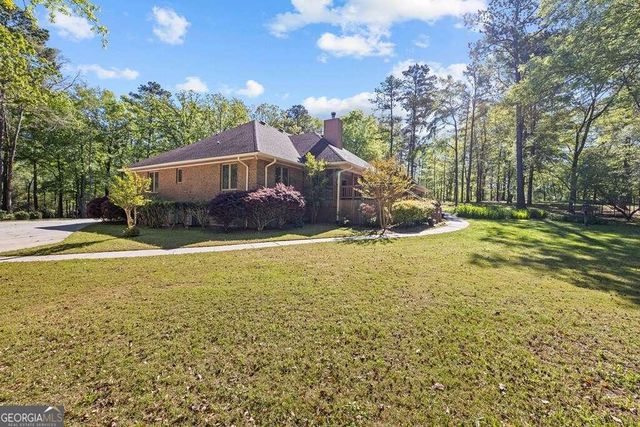 2090 North Jefferson Street NE, Milledgeville, GA 31061