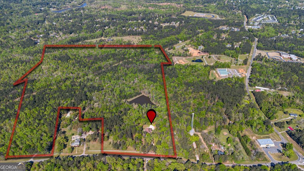 2090 North Jefferson Street NE, Milledgeville, GA 31061