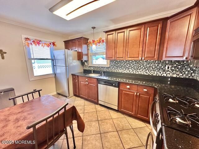 31 W Joffre Avenue, Milltown, NJ 08850