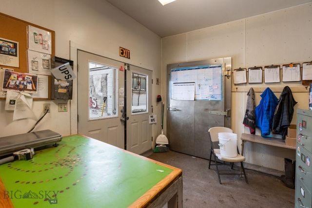 6410 Jackrabbit Lane, Belgrade, MT 59714