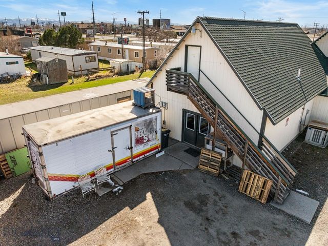 6410 Jackrabbit Lane, Belgrade, MT 59714