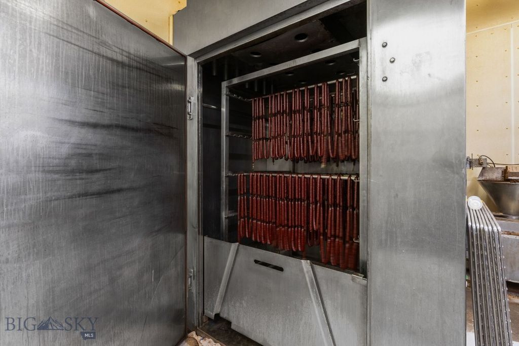 6410 Jackrabbit Lane, Belgrade, MT 59714 photo 16