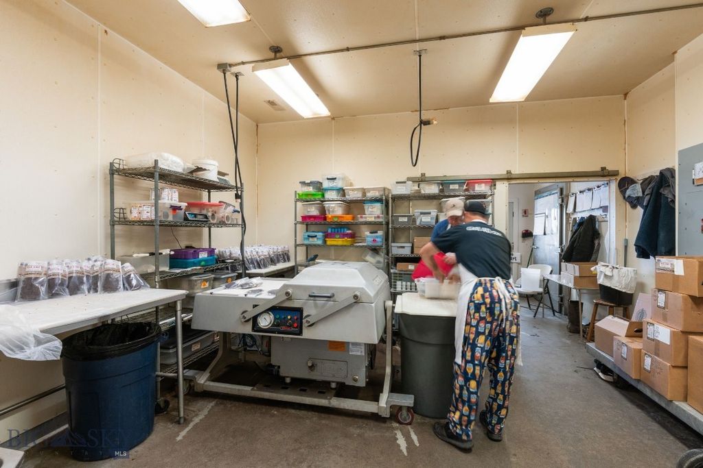 6410 Jackrabbit Lane, Belgrade, MT 59714 photo 21