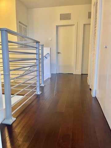 7187 NW 103 PATH 7187, Miami, FL 33178