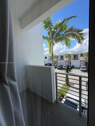 7187 NW 103 PATH 7187, Miami, FL 33178