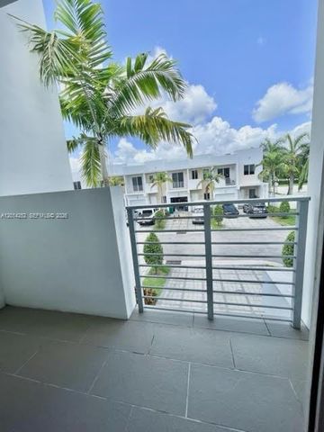 7187 NW 103 PATH 7187, Miami, FL 33178