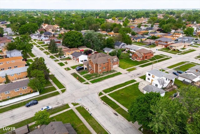 5900 W 90TH Street, Oak Lawn, IL 60453