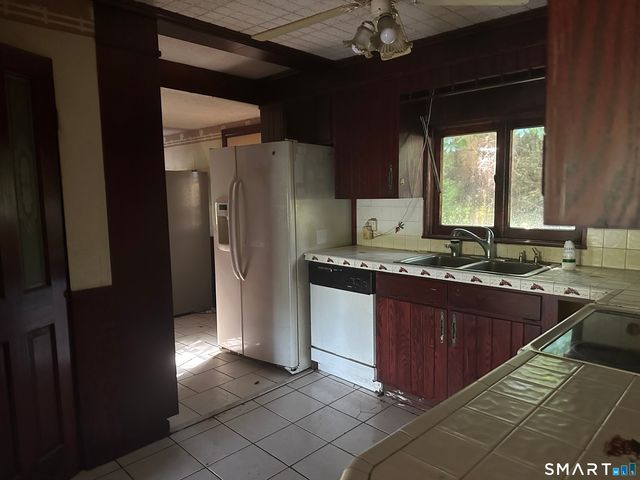 7 Harmon Drive, New Fairfield, CT 06812