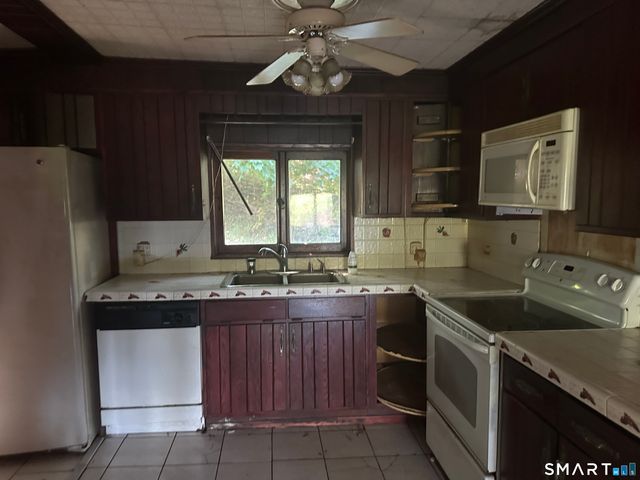 7 Harmon Drive, New Fairfield, CT 06812