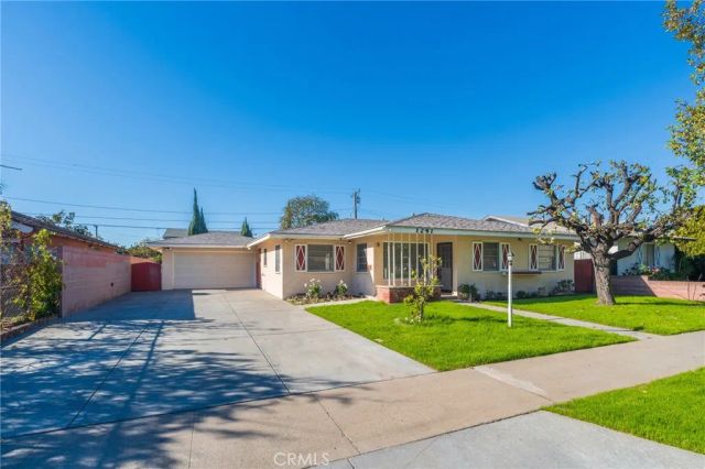 1241 S Walnut, Anaheim, CA 92802