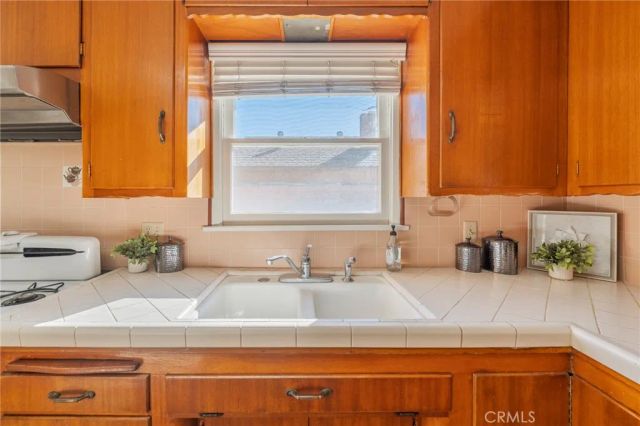 1241 S Walnut, Anaheim, CA 92802