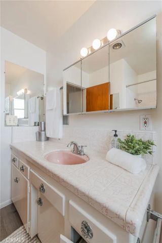 1241 S Walnut, Anaheim, CA 92802