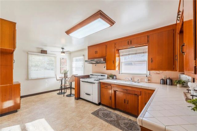 1241 S Walnut, Anaheim, CA 92802