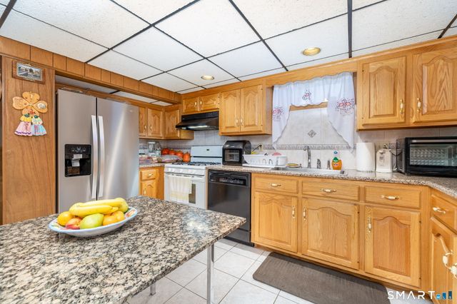 20 Terrace Road, Wethersfield, CT 06109