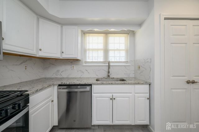 805 Darlington Drive, Old Bridge, NJ 08857