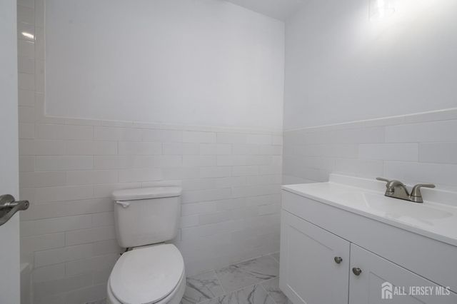 805 Darlington Drive, Old Bridge, NJ 08857
