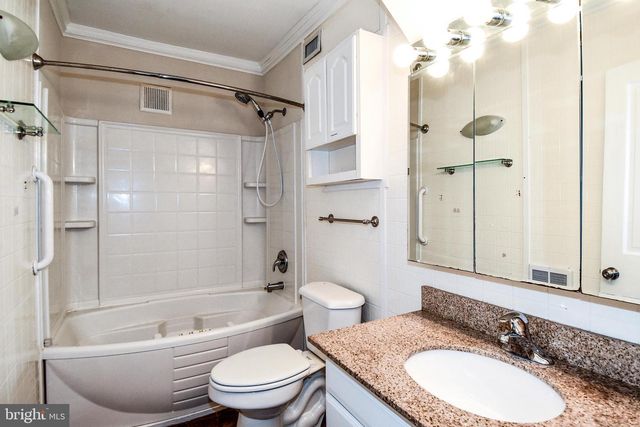 2905 BOSWELL AVE, Alexandria, VA 22306