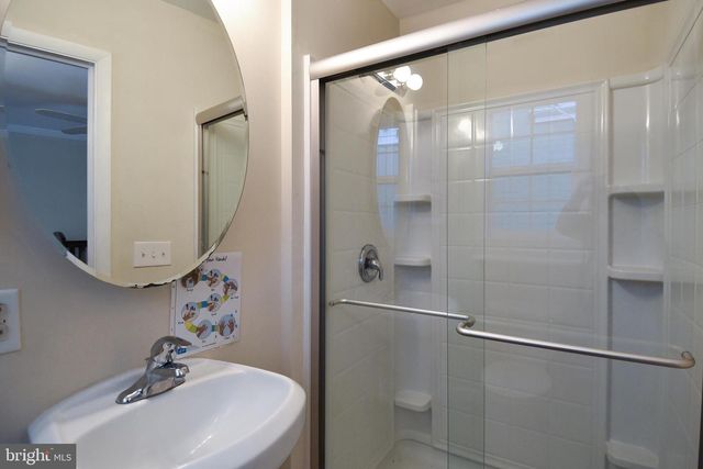 2905 BOSWELL AVE, Alexandria, VA 22306