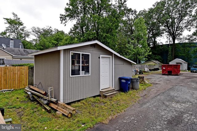 2905 BOSWELL AVE, Alexandria, VA 22306