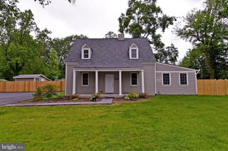 2905 BOSWELL AVE, Alexandria, VA 22306