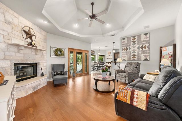 106 Starlight TRL, Georgetown, TX 78633