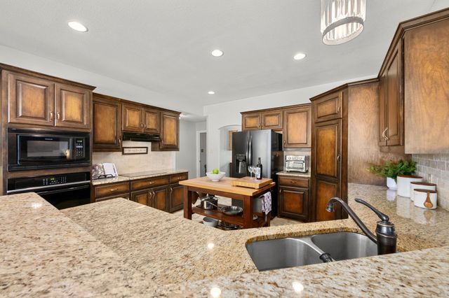 106 Starlight TRL, Georgetown, TX 78633