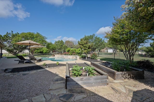 106 Starlight TRL, Georgetown, TX 78633