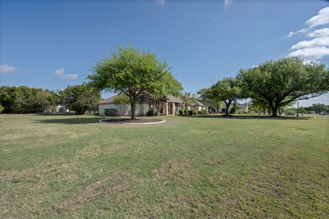 106 Starlight TRL, Georgetown, TX 78633