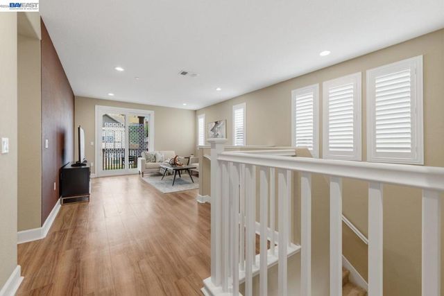 3871 Highpointe Ct, Dublin, CA 94568