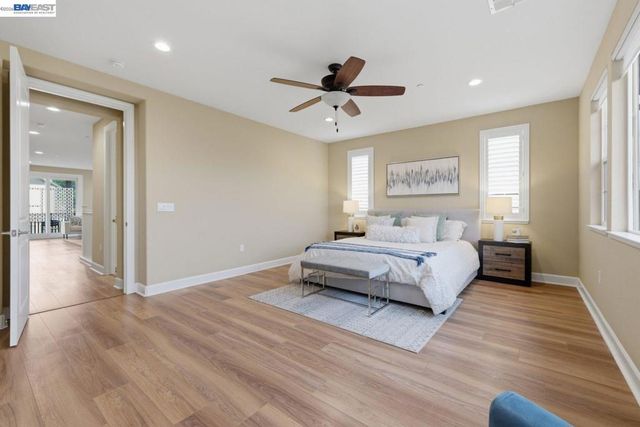3871 Highpointe Ct, Dublin, CA 94568