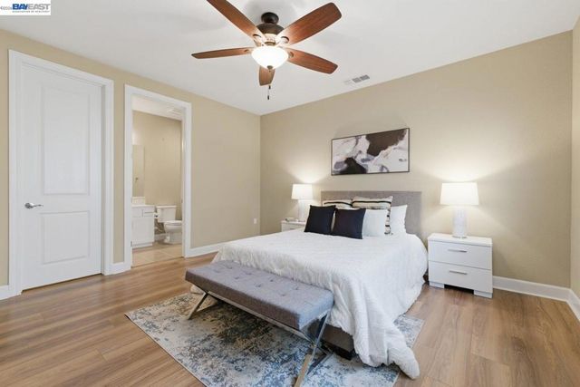 3871 Highpointe Ct, Dublin, CA 94568