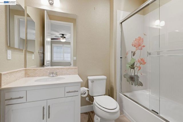 3871 Highpointe Ct, Dublin, CA 94568