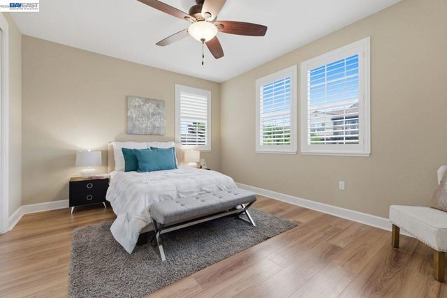 3871 Highpointe Ct, Dublin, CA 94568