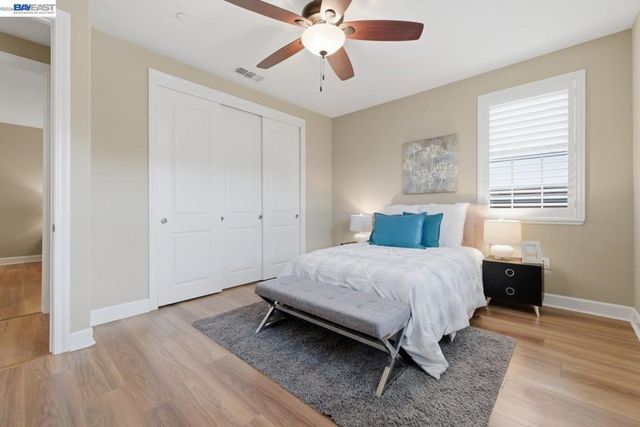 3871 Highpointe Ct, Dublin, CA 94568