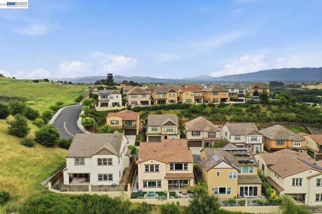 3871 Highpointe Ct, Dublin, CA 94568