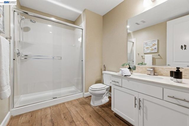 3871 Highpointe Ct, Dublin, CA 94568