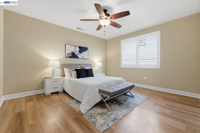 3871 Highpointe Ct, Dublin, CA 94568