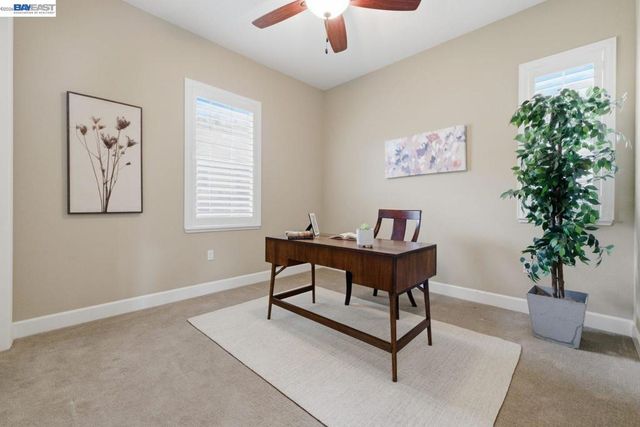 3871 Highpointe Ct, Dublin, CA 94568