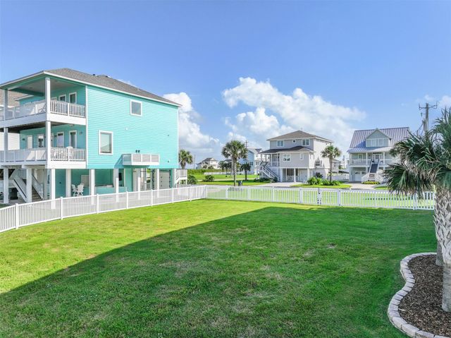 4119 Bluewing Teal Court, Galveston, TX 77554