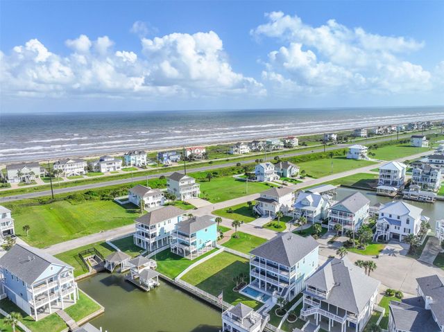 4119 Bluewing Teal Court, Galveston, TX 77554