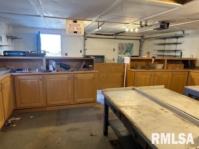 1120 E PARK Street, Taylorville, IL 62568