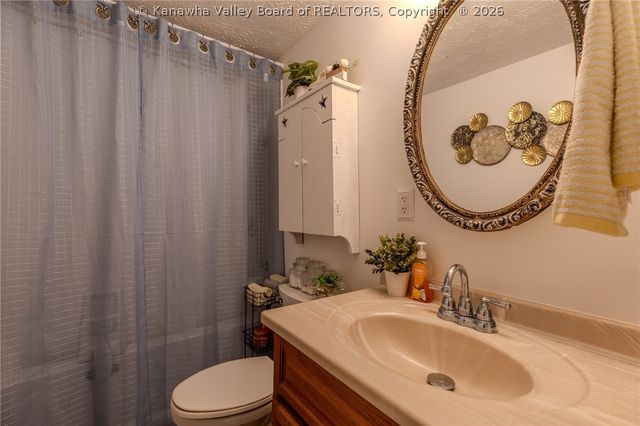 114 N Arthur Drive, Charleston, WV 25387