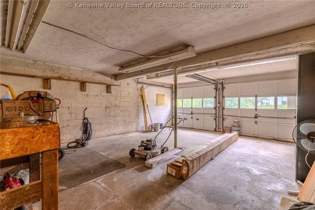 114 N Arthur Drive, Charleston, WV 25387