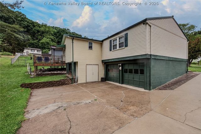 114 N Arthur Drive, Charleston, WV 25387
