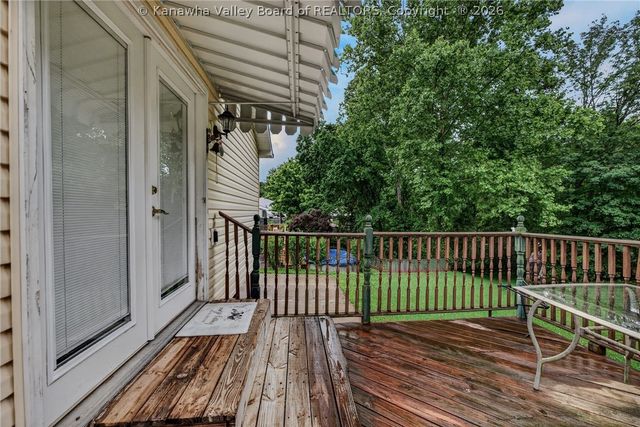 114 N Arthur Drive, Charleston, WV 25387
