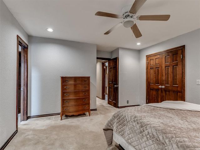 2809 Summit Drive, Edmond, OK 73034