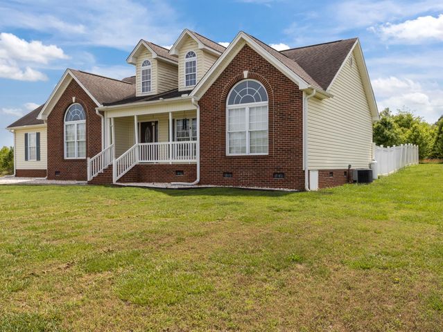 132 Whispering Hills Lane, Chesnee, SC 29323