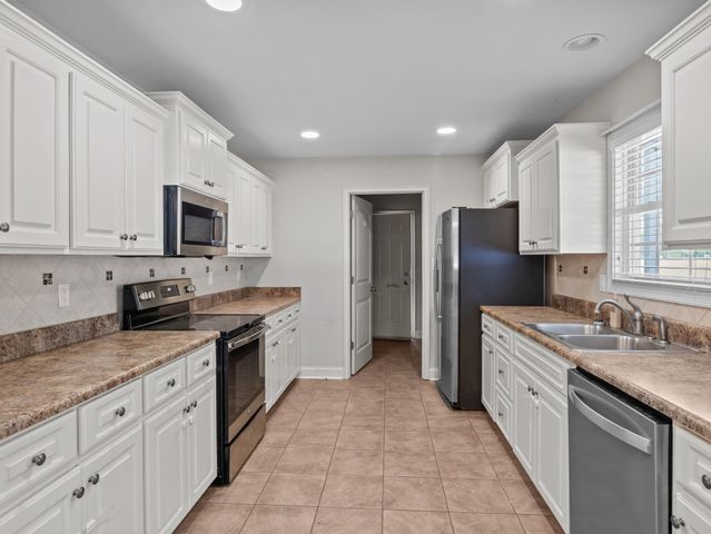 132 Whispering Hills Lane, Chesnee, SC 29323