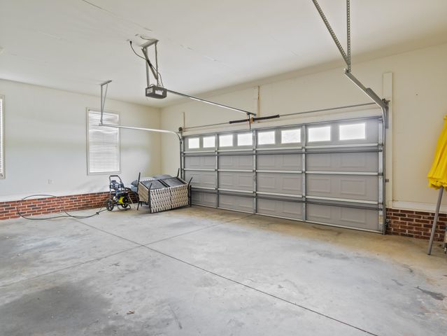 132 Whispering Hills Lane, Chesnee, SC 29323