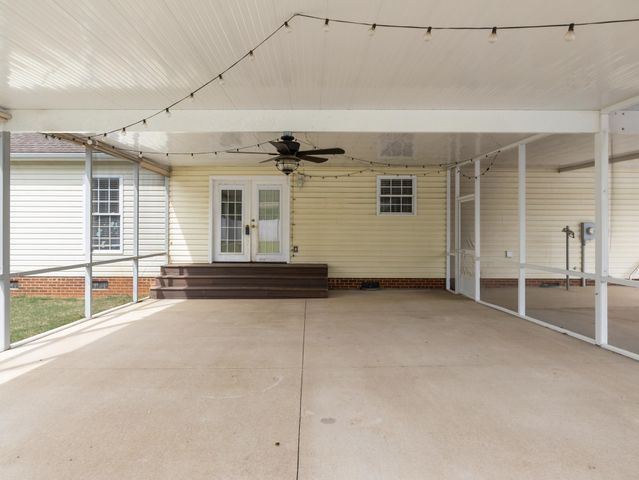 132 Whispering Hills Lane, Chesnee, SC 29323